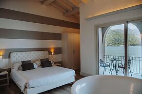 Bella Hotel & Restaurant