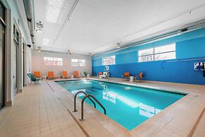 Aloft Newport On The Levee