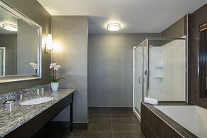 Holiday Inn Hotel & Suites Silicon Valley - Milpitas by IHG