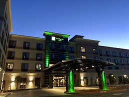 Holiday Inn Hotel & Suites Silicon Valley - Milpitas by IHG