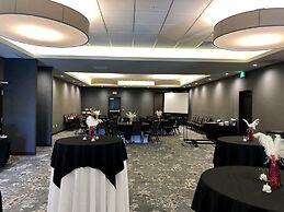 Holiday Inn Hotel & Suites Silicon Valley - Milpitas by IHG