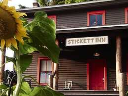 Stickett Inn