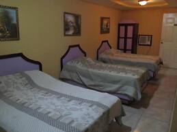 Hotel BackPacker Inn
