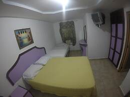 Hotel BackPacker Inn