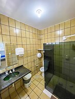 Onça da Praia Hostel