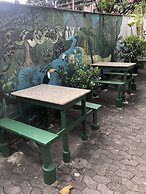 Onça da Praia Hostel