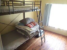 Organic Guesthouse & Cafe OHANA - Hostel