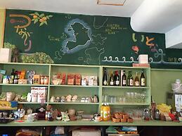 Organic Guesthouse & Cafe OHANA - Hostel