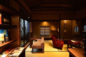 Muromachi Yutone Kyokoyado