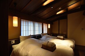 Muromachi Yutone Kyokoyado