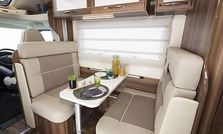 Go Outdoors Motor Home - Caravan Park