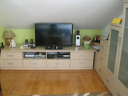 Apartments Zelic Tucepi