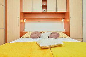 Apartments Zelic Tucepi