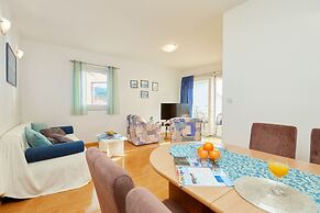 Apartments Zelic Tucepi