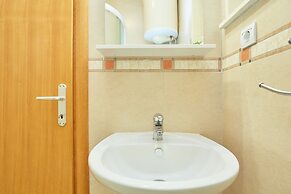 Apartments Zelic Tucepi