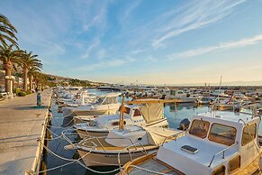 Apartments Zelic Tucepi