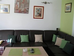 Apartments Zelic Tucepi