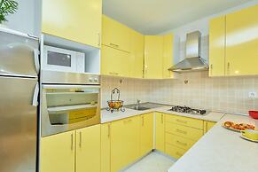 Apartments Zelic Tucepi