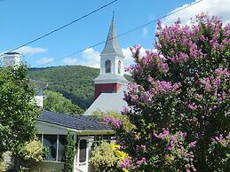 Lily Garden Bed and Breakfast