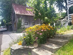 Lily Garden Bed and Breakfast