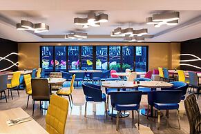 Aloft Taipei Beitou