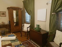 Steytlerville Villa Guest House