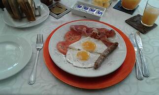 Steytlerville Villa Guest House