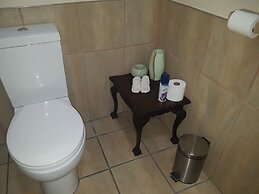 Steytlerville Villa Guest House