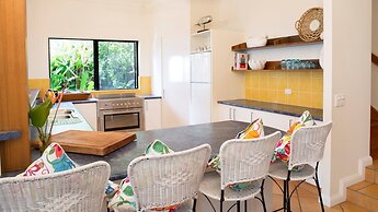 Absolute BeachFront Bliss @ Newell Beach