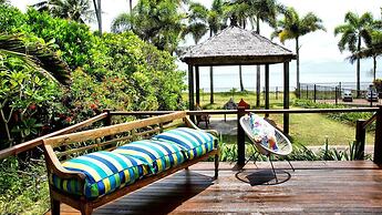 Absolute BeachFront Bliss @ Newell Beach