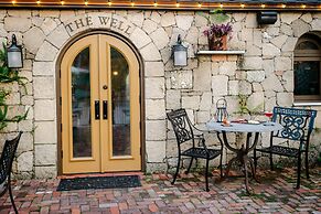 The Collector Inn - Adults Only