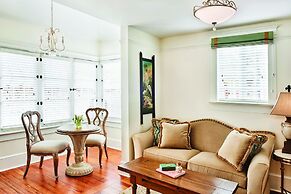 The Collector Inn - Adults Only