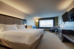 Holiday Inn Express & Suites Mount Vernon by IHG