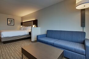 Holiday Inn Express & Suites Mount Vernon by IHG