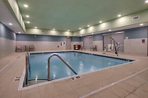 Holiday Inn Express & Suites Mount Vernon by IHG