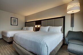 Holiday Inn Express & Suites Mount Vernon by IHG