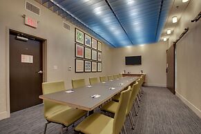 Holiday Inn Express & Suites Mount Vernon by IHG