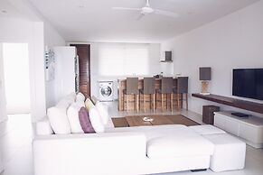 West Island by Horizon Holidays