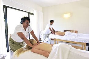 West Island by Horizon Holidays