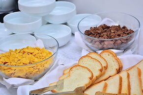 City Breeze By Amaranta