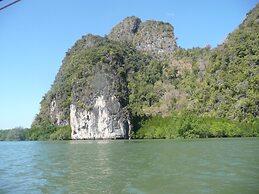 The Canal Villas Khaolak