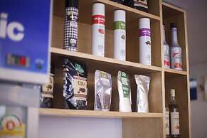 Orussey One Hotel & Apartment