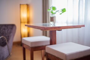 Orussey One Hotel & Apartment