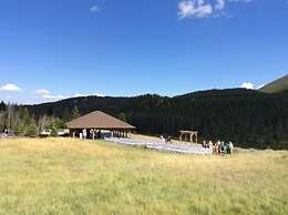 Homestake Lodge