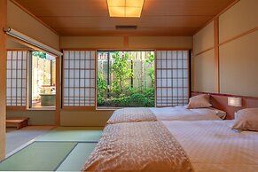 Narashino no Sato Gyokusui - Adults Only