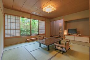 Narashino no Sato Gyokusui - Adults Only