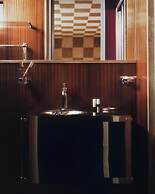 Luxia Hotel & Spa