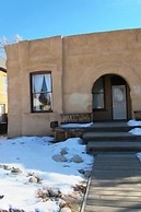 E Street Townie 2 Bedroom Holiday Home By Pinon Vacation Rentals