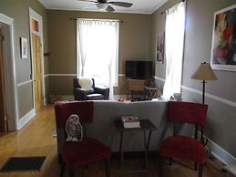 E Street Townie 2 Bedroom Holiday Home By Pinon Vacation Rentals