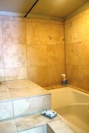 E Street Townie 2 Bedroom Holiday Home By Pinon Vacation Rentals